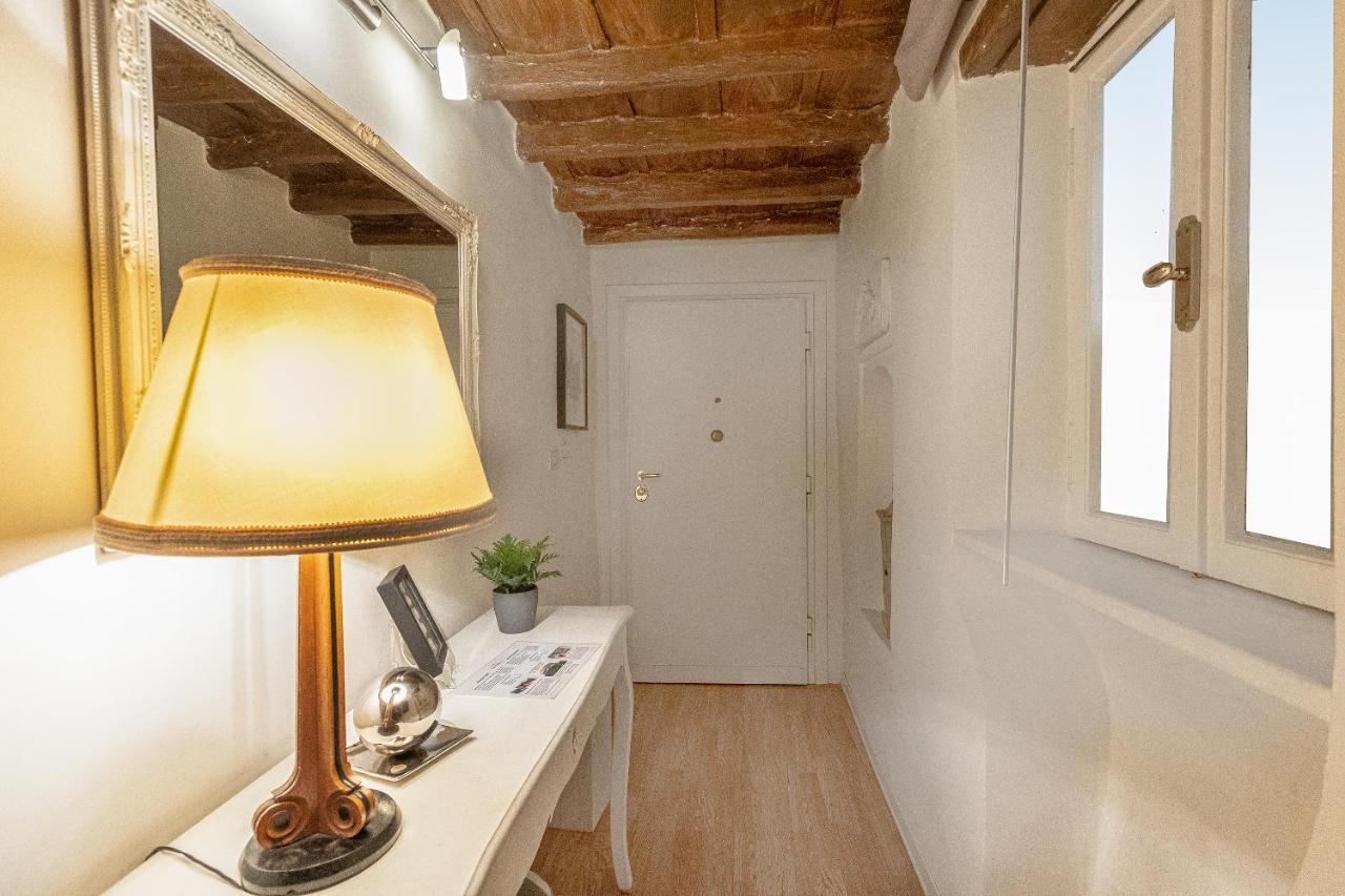 Romantica Studio-rental In Apartamento